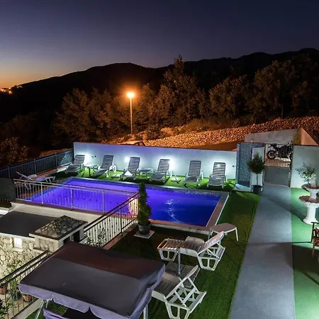 With Swimming Pool - 12116 Crikvenica