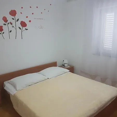 Apartman With Swimming Pool - 12116 *