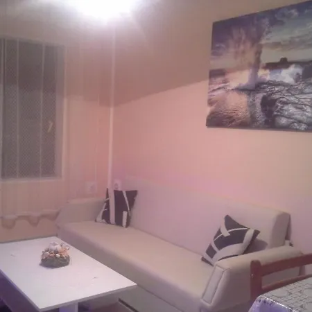 Apartman With Swimming Pool - 12116