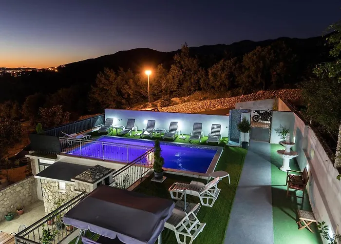 With Swimming Pool - 12116 Crikvenica